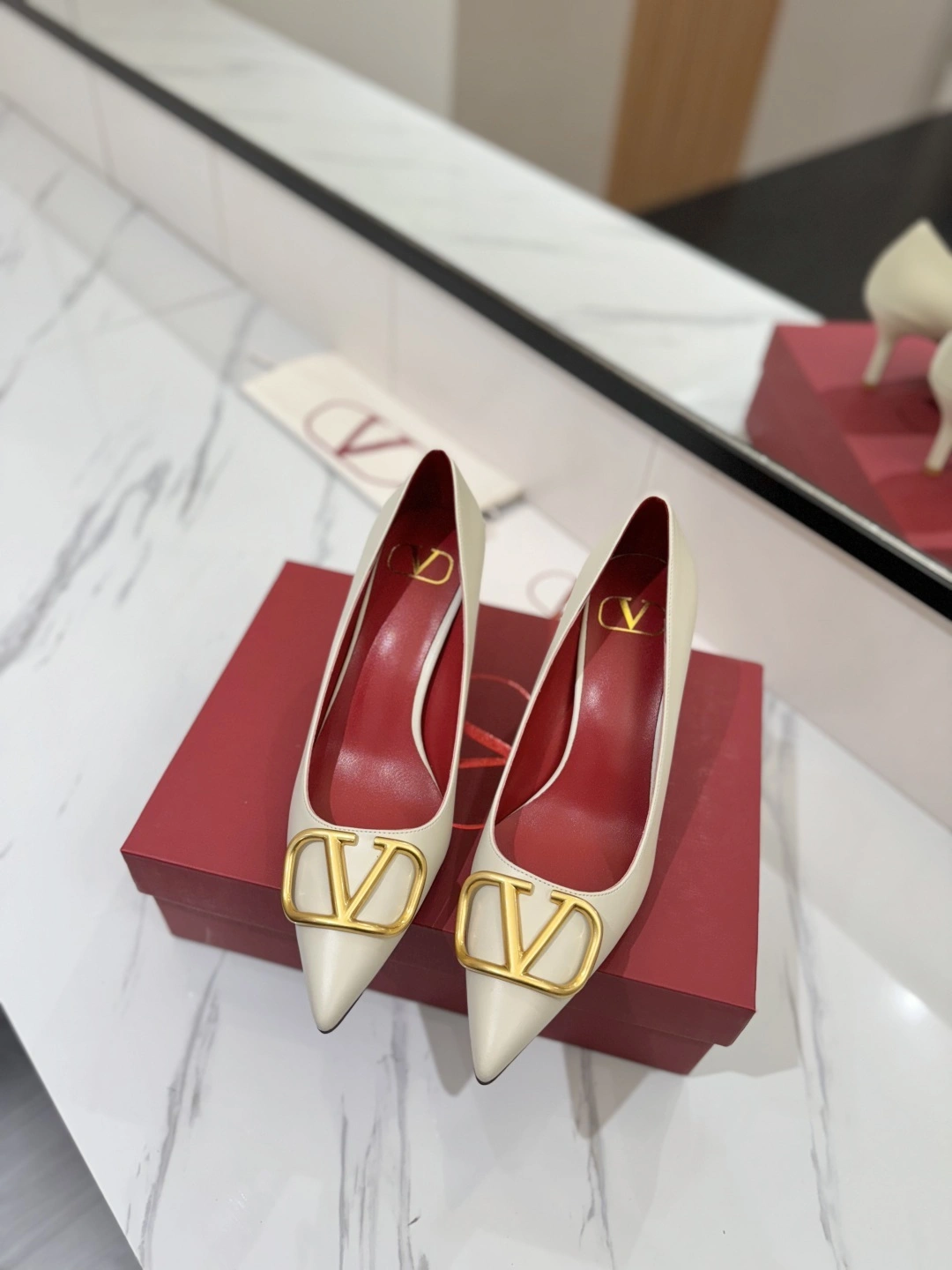 COCO-- V1859ti9o 4W2S0EN0DSHI16 Heel height：7.5CM goatskin Calfskin item:E-X138C3023